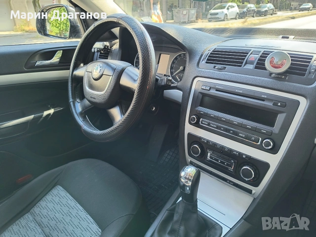 Шкода Октавия 1.6 TDI 105HP 2011, снимка 7 - Автомобили и джипове - 54179473