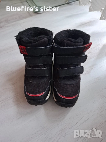 Светещи ботуши на Спайдърмен, снимка 3 - Детски боти и ботуши - 52592426