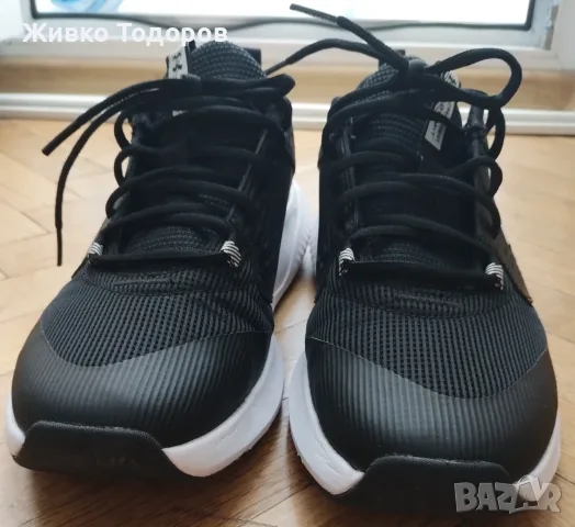 Мъжки обувки Under Armour - Charged Commit 4