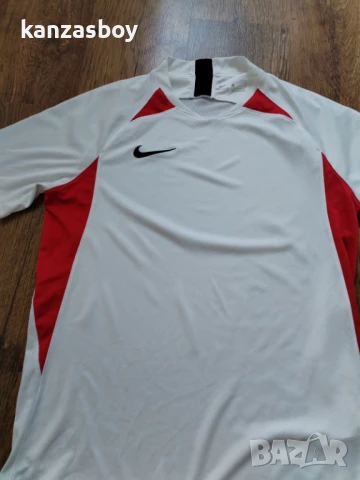 nike - страхотна мъжка тениска КАТО НОВА Л , снимка 6 - Тениски - 51196549
