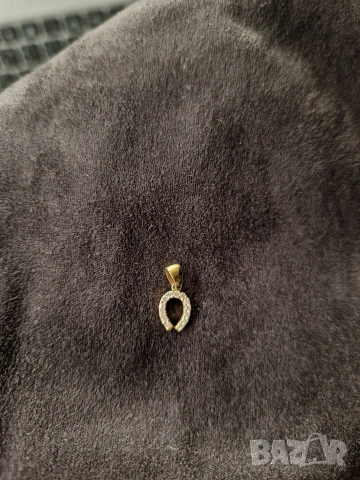 Златна подкова с камъни 14к, 0.6гр