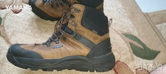 Keen  Мъжки  Туристически  Обувки 47, снимка 2 - Други - 50666000