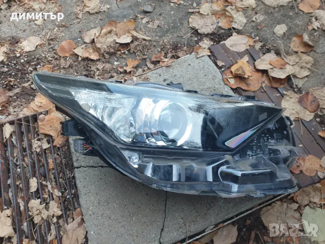 Десен фар за Toyota Auris 2015-2019