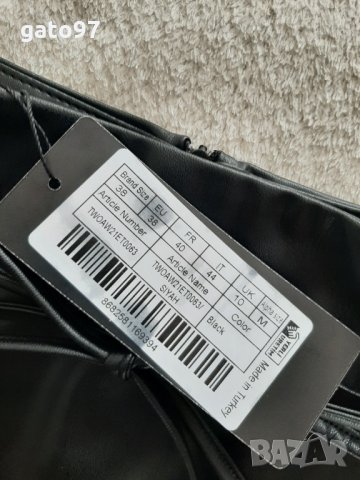 Черна асиметрична кожена пола TRENDYOL, снимка 4 - Поли - 35095144