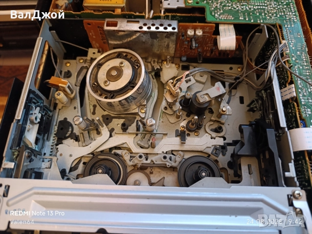 Akai VS-R110EDG, снимка 5 - Плейъри, домашно кино, прожектори - 51476146