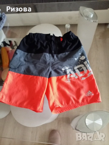 Подарявам маркови къси панталонки за момче 14/15г.