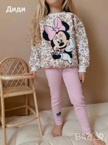 Комплект за момиче Мини маус , снимка 2 - Детски комплекти - 48359860