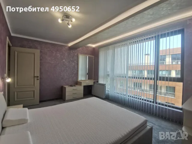 Продаваме Тристаен Апартамент в Центъра, снимка 11 - Апартаменти - 56136474