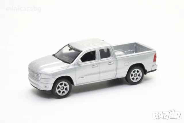 1:64 Метални колички: 2019 Dodge Ram 1500 - Welly, снимка 1