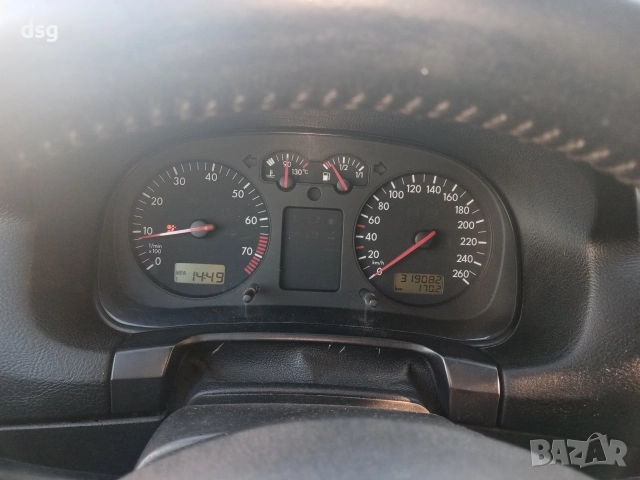 VW GOLF 4 1.6, снимка 8 - Автомобили и джипове - 52589345