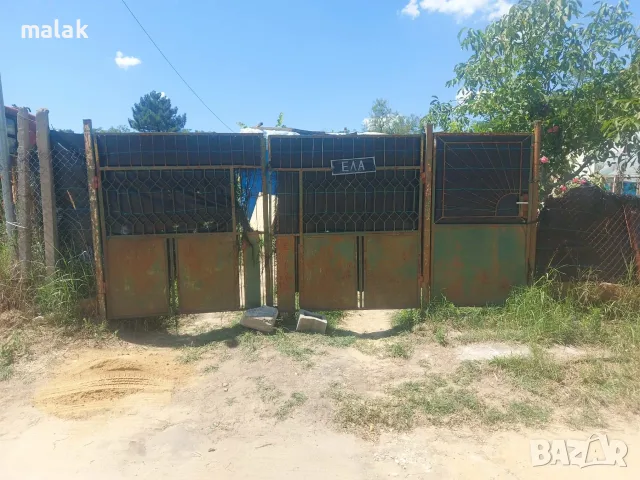 Портална и пешеходна врати за двор