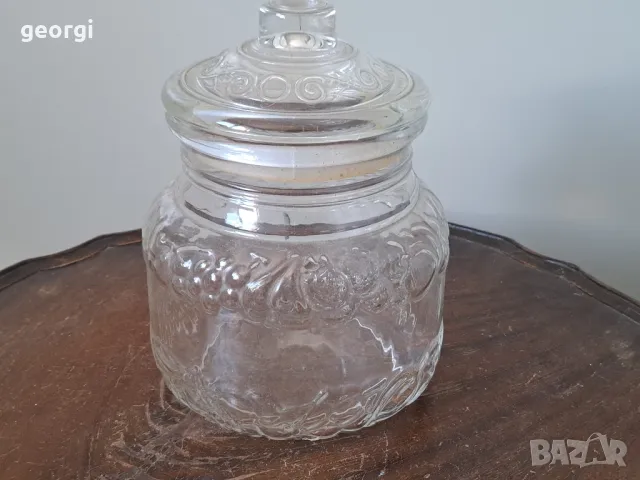 стар италиански буркан от релефно стъкло  5/2