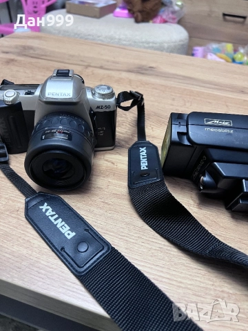 Винтидж Pentax MZ-50 SLR камера в комплект с външна светкавица Metz mecablitz, снимка 6 - Фотоапарати - 52860500
