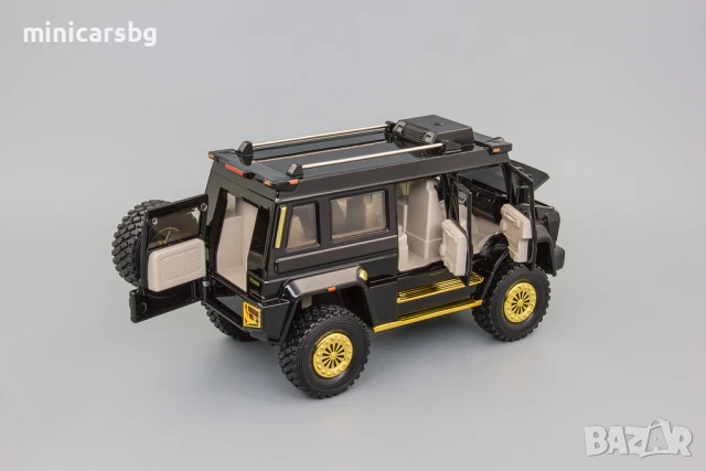 Метални колички: Mercedes-Benz Unimog U5000 (Мерцедес-Бенц), снимка 4 - Колекции - 50468528