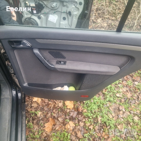 VW Touran 2006г 105кс 1.9 TDI, снимка 12 - Части - 52789555