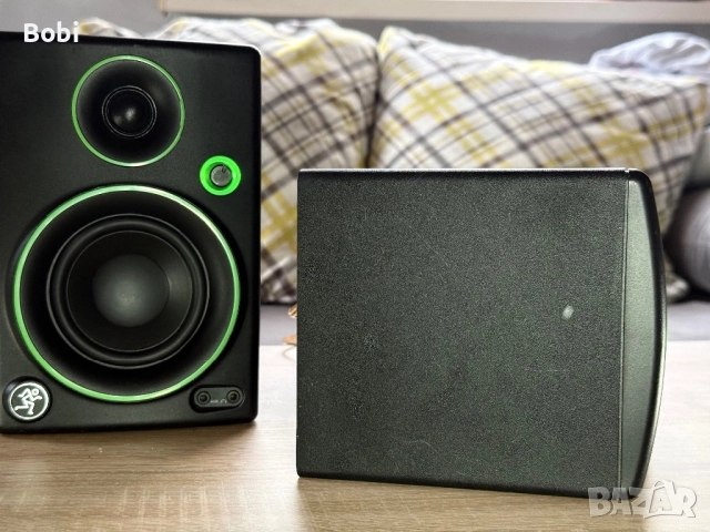 Mackie CR3 – компактни активни студийни колони, снимка 10 - Тонколони - 52630990