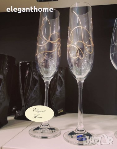 Двойка чаши за шампанско със златен орнамент, снимка 1 - Подаръци за сватба - 31684604