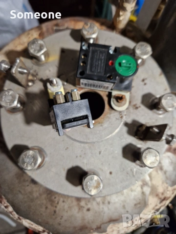 Неръждаем водосъдържател-бойлер