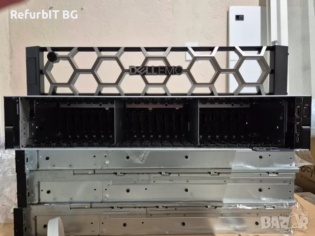 Dell R740xd сървър 24x 2.5" SFF , 2x Gold 6140 , 0Gb RAM , релси , преден панел, снимка 2 - Работни компютри - 48500576