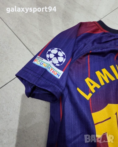 Шампионска лига Бадж Рафиня Барселона с чорапи Комлект 2026 Ново ДЕтско, снимка 4 - Футбол - 54046388