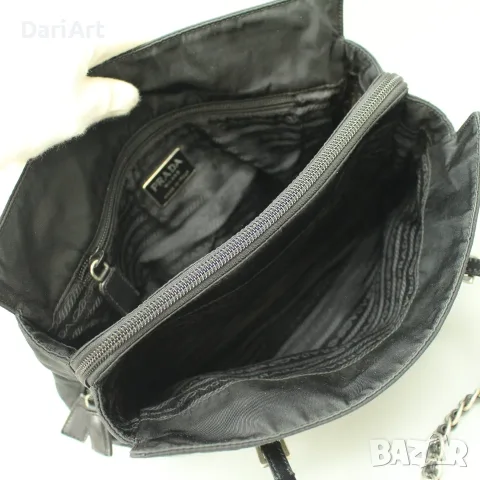 Чанта Prada Vela Nero Re-Nylon оригинал, снимка 4 - Чанти - 55921660