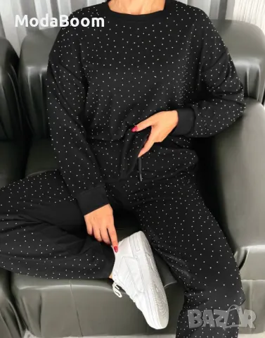 Дамски ватиран екип с камъчета 