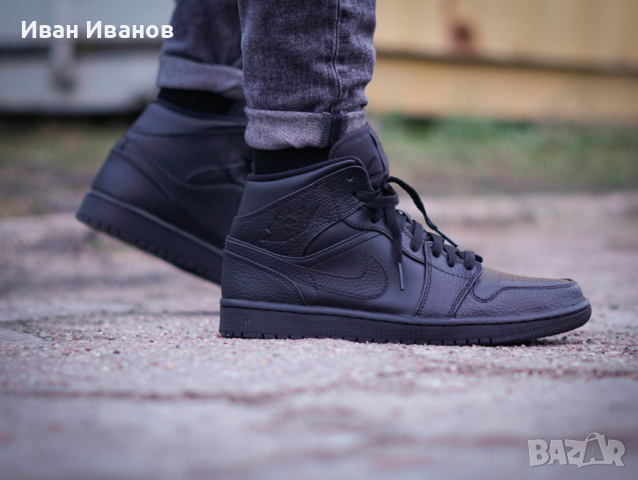  NIKE AIR JORDAN 1 MID  оригинални кецове/ маратонки номер 42 ,5 -43, снимка 2 - Маратонки - 44602046