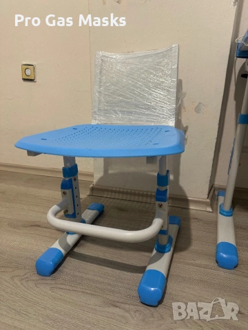 Детско Бюро с Лед Лампа Синьо само за 20 евро. Ползвано е и има забележки. Ново струваше около 300 е, снимка 5 - Бюра - 54104191