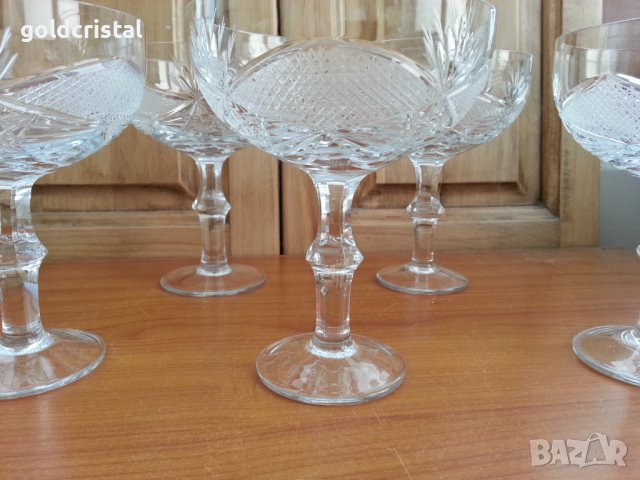 Кристални чаши , снимка 2 - Антикварни и старинни предмети - 37412461