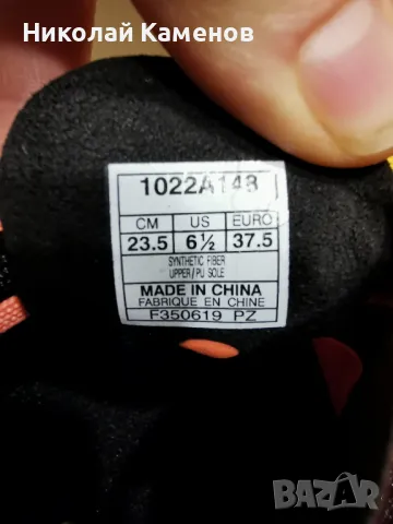 Детски маратонки ASICS 37.5, снимка 4 - Детски маратонки - 49783074