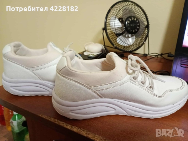 Дамско обувка Udro, снимка 2 - Маратонки - 51870636