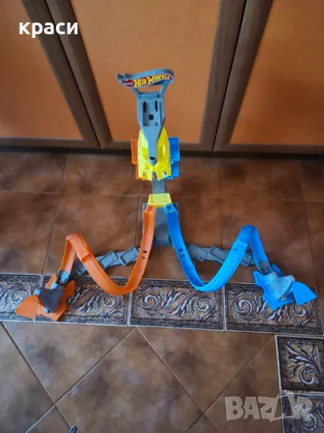 Hot Wheels Писта лупинги с количка GRW39, снимка 3 - Коли, камиони, мотори, писти - 48552357