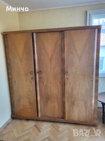 Продавам стари мебели, снимка 5 - Други ценни предмети - 49252199