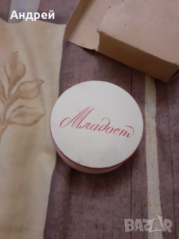 Стара пудра Младост, снимка 2 - Други ценни предмети - 30926972