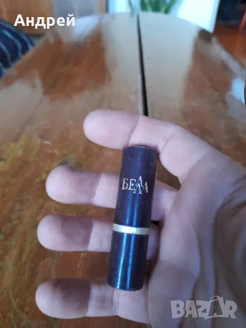 Стара кутийка от червило Белла, снимка 2 - Други ценни предмети - 48464958