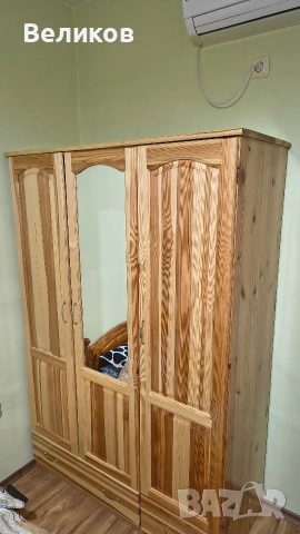 Трикрилен гардероб от чам, снимка 2 - Гардероби - 53052650