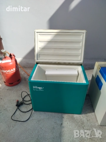 Амонячен хладилник ELECTROLUX 12/220 V- GAS, снимка 14 - Хладилни чанти - 54339305