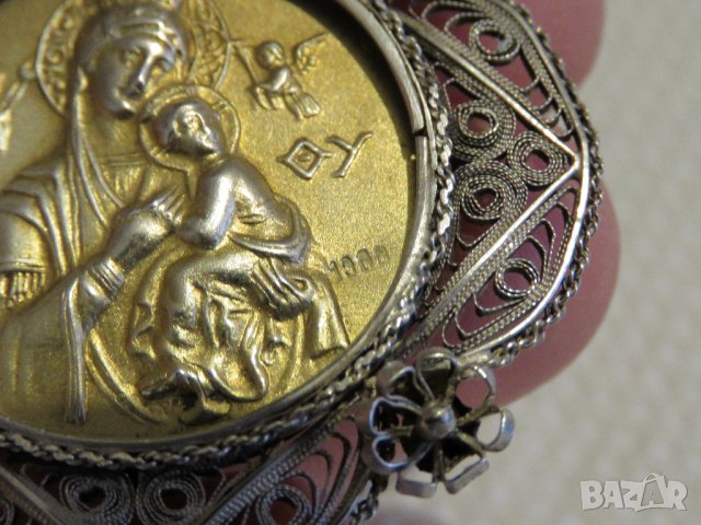 Възрожденска Сребърна икона, амулет, накит, медальон с Богородица, Дева Мария - Панагия  - Богородиц, снимка 6 - Колиета, медальони, синджири - 30015891