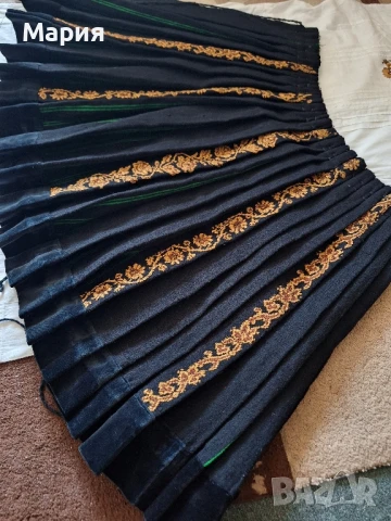 Народна носия L-XXL - 450 лв, снимка 12 - Комплекти - 50698109