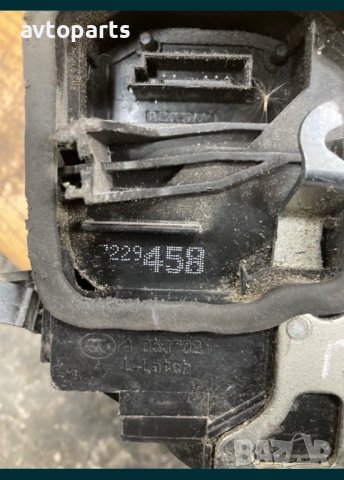 Bmw F10 брава предна дясна врата, снимка 2 - Части - 40535930