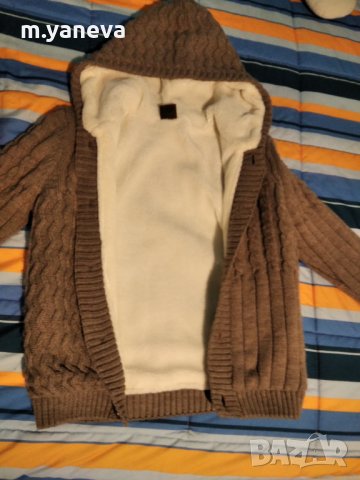 Ватирана жилетка, снимка 3 - Детски пуловери и жилетки - 31816958