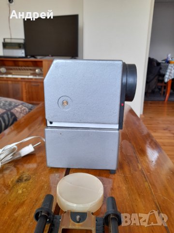 Стар Диапроектор Олимпик ДМ 4, снимка 2 - Други ценни предмети - 31968045