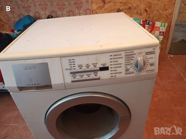 Продавам пералня AEG  -може за части