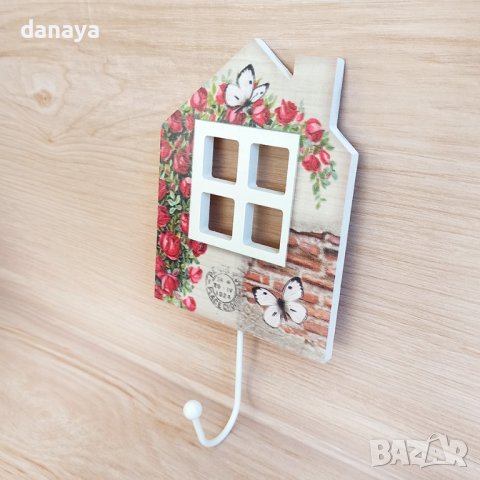 3452 Декоративна дървена закачалка Къщичка, снимка 3 - Закачалки - 39133687
