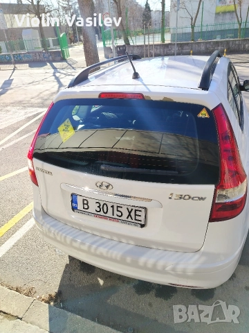 Hyundai i30 CW 1.4 16v , снимка 4 - Автомобили и джипове - 52943849