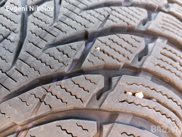 225/60 R18 Nokian, снимка 5 - Гуми и джанти - 54337046