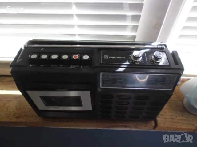 Продавам касетофон National Panasonic, снимка 3 - Радиокасетофони, транзистори - 56289461