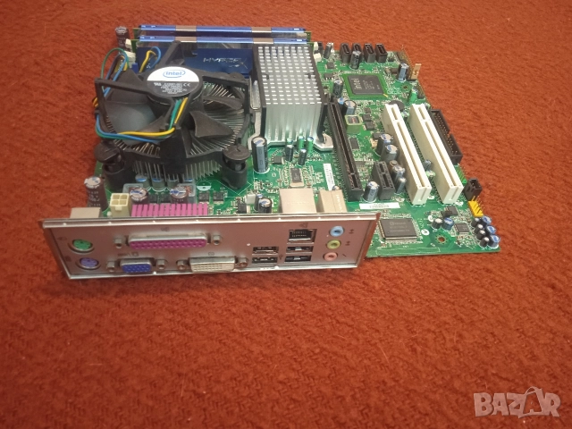 Дъно Интел процесор и памет 4Гб 