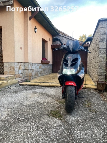 Продавам Aprilia sr, снимка 3 - Мотоциклети и мототехника - 54109722