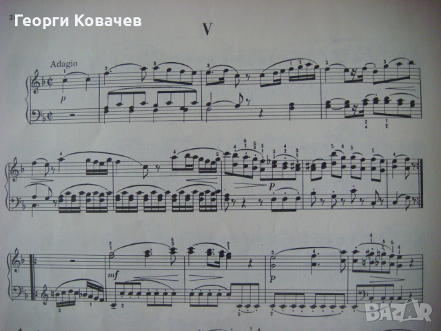 Ноти за пиано Моцарт 6 виенски сонатини, снимка 6 - Специализирана литература - 39632841